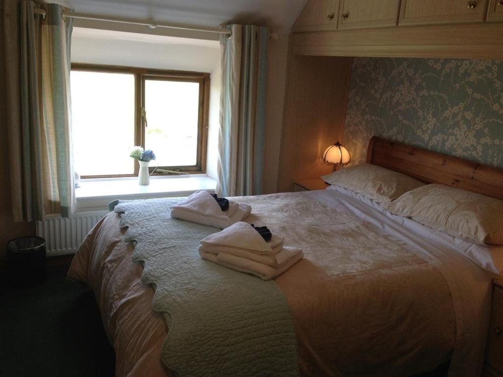 ดับเบิ้ล-เกต ฟาร์ม Bed & Breakfast เวลส์ ภายนอก รูปภาพ